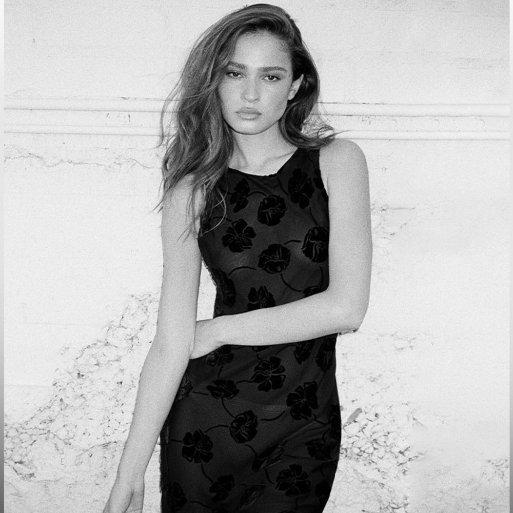 SOLD Realisation Par Carla Dress